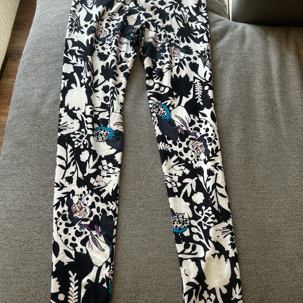 Lularoe Disney Cruella Dalmatian Black and White  Leggings. One size